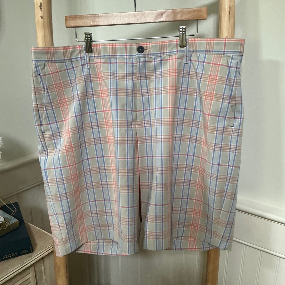 Tommy Bahama Boracay Plaid Shorts Mens 42 Blue Orange Pastel Stretch Golf Travel